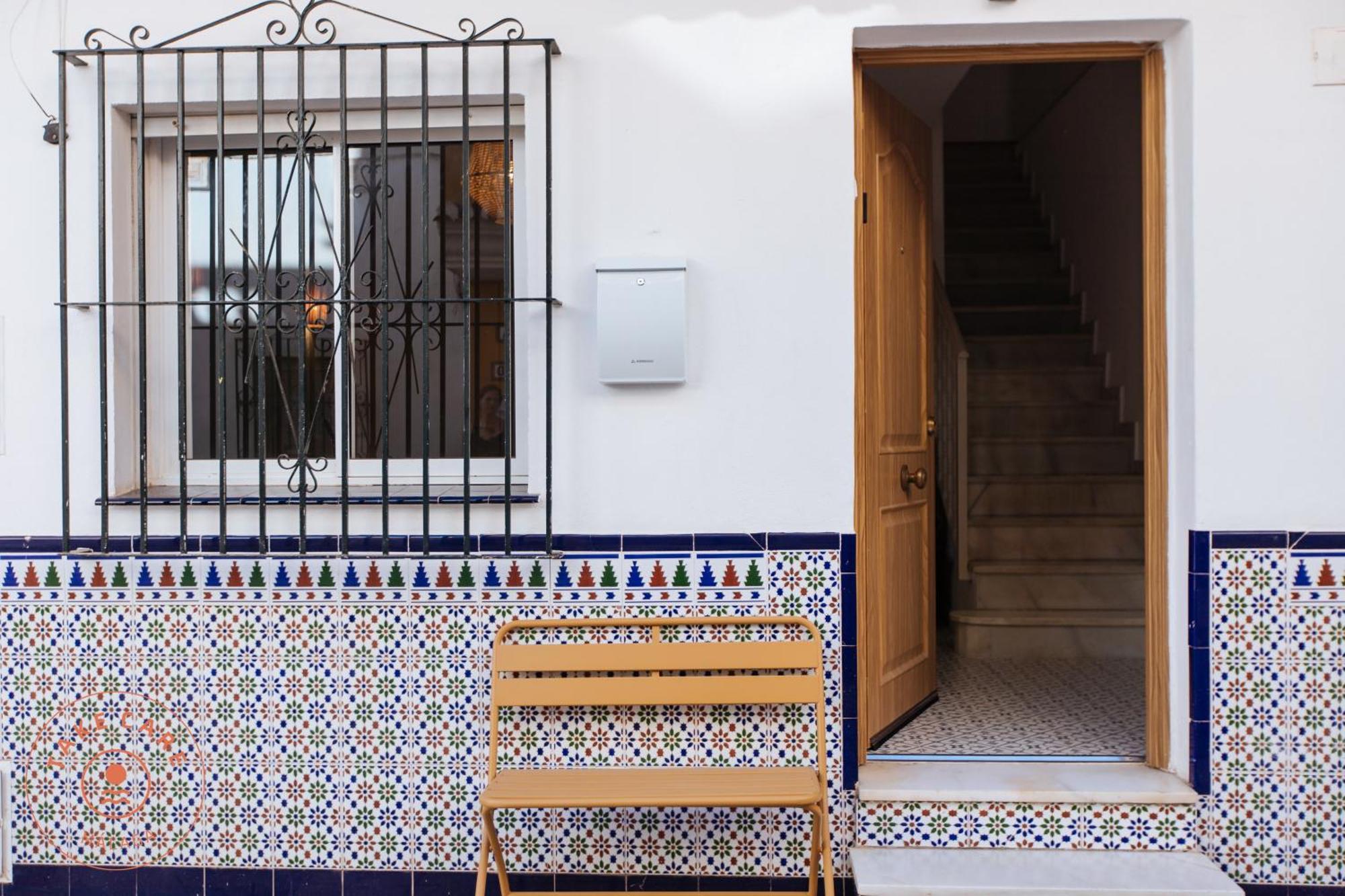 Colourful Fisher House Pulpito In El Palo! - Tcm 马拉加 外观 照片