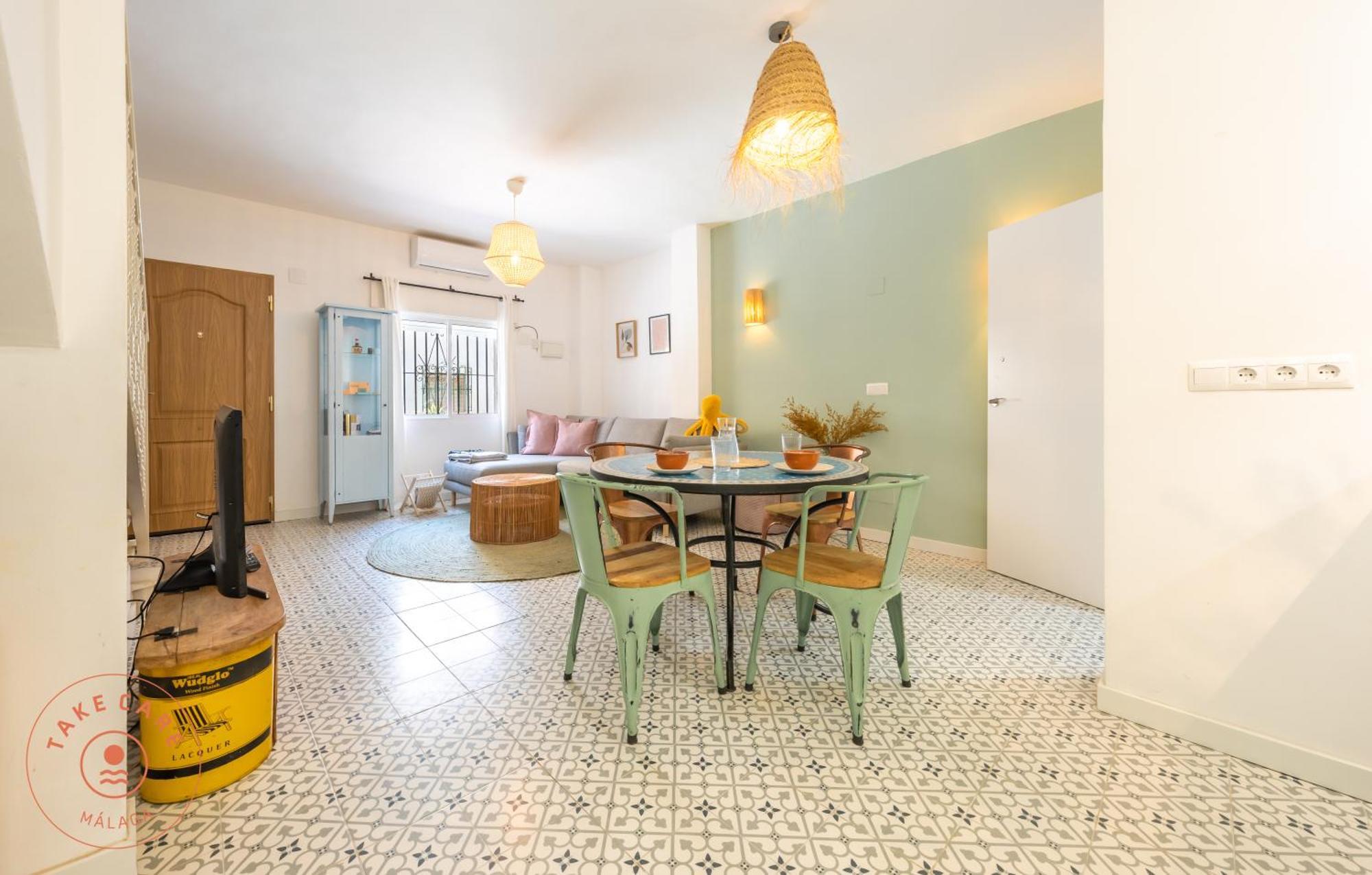 Colourful Fisher House Pulpito In El Palo! - Tcm 马拉加 外观 照片